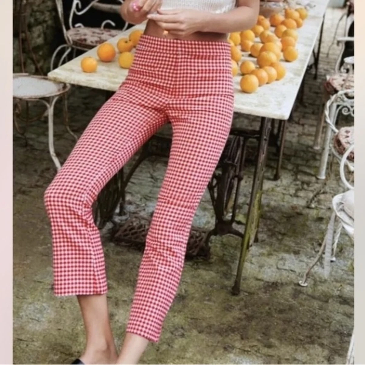 Aggregate more than 54 red flare pants zara in.eteachers