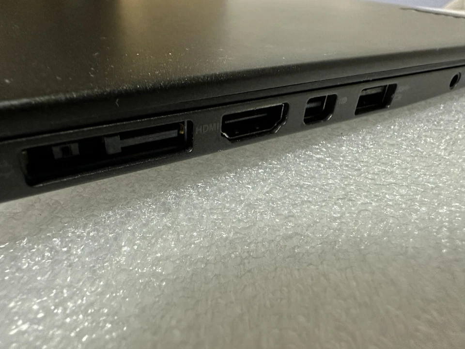 Lenovo X1 Carbon Ultrabook Vpro - 14.0" Intel I7 8GB RAM 240GB SSD Win 10 PRO - Image 3 of 4