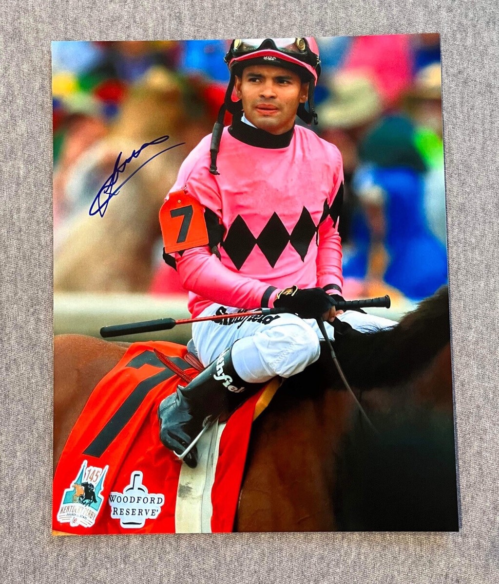 LUIS SAEZ AUTOGRAPH 8x10 PORTRAIT PHOTO HORSE RACING JOCKEY 145th KENTUCKY  DERBY
