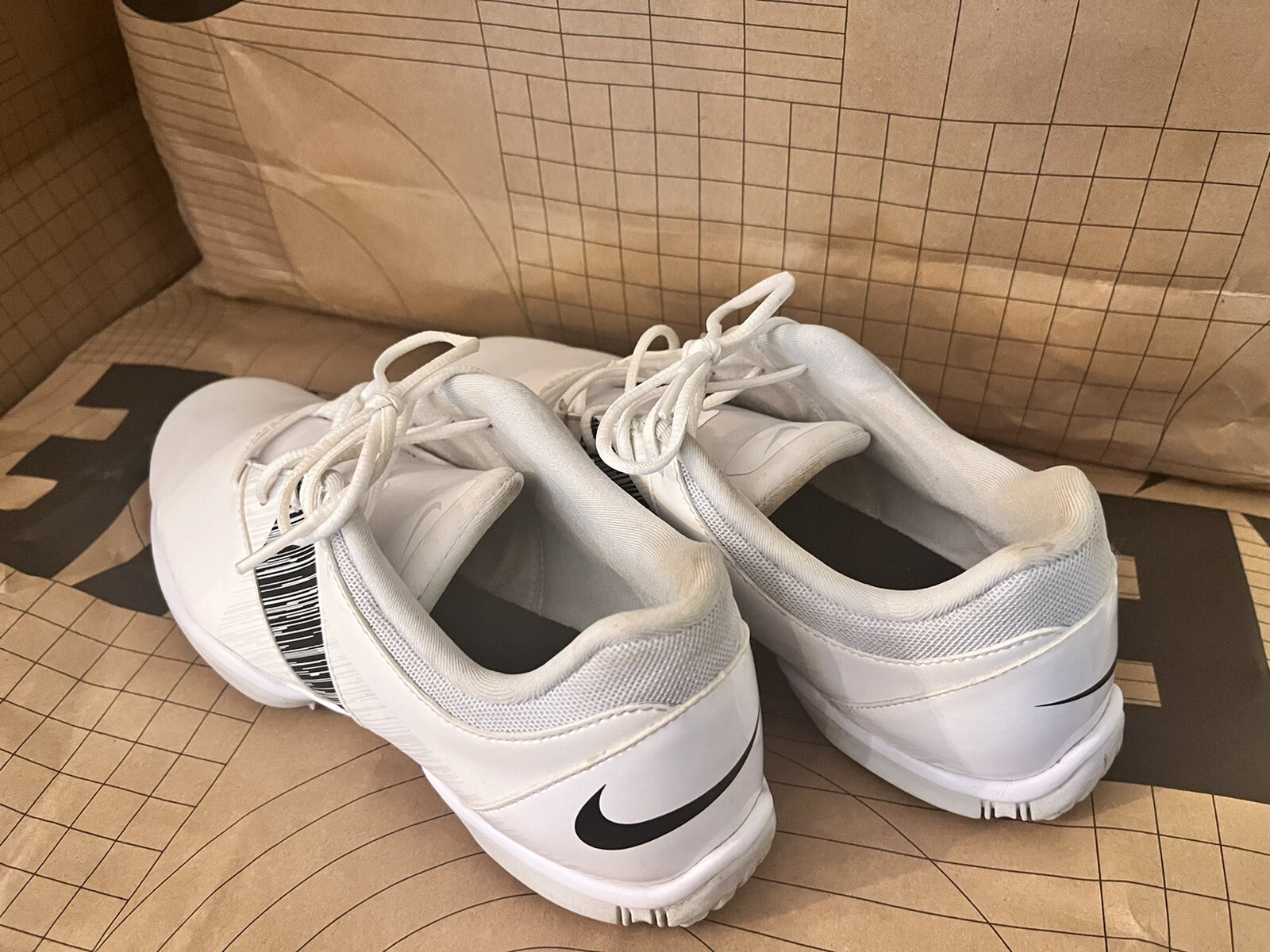 Men's Nike Air Power Channel Golf Shoes Size 7 White/… Gem