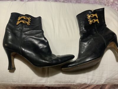 Vintage Bally ankle boots with brass Trim 8 1/2 C/wide