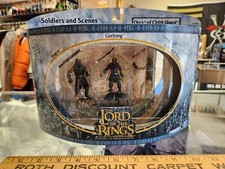 LOTR Play Along Armies of Middle Earth Soldiers Scenes Orcs of Cirith Ungol NIB