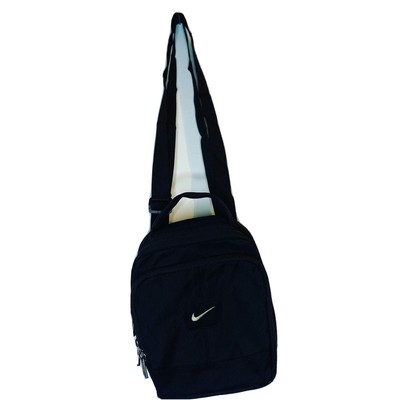 nike bag side
