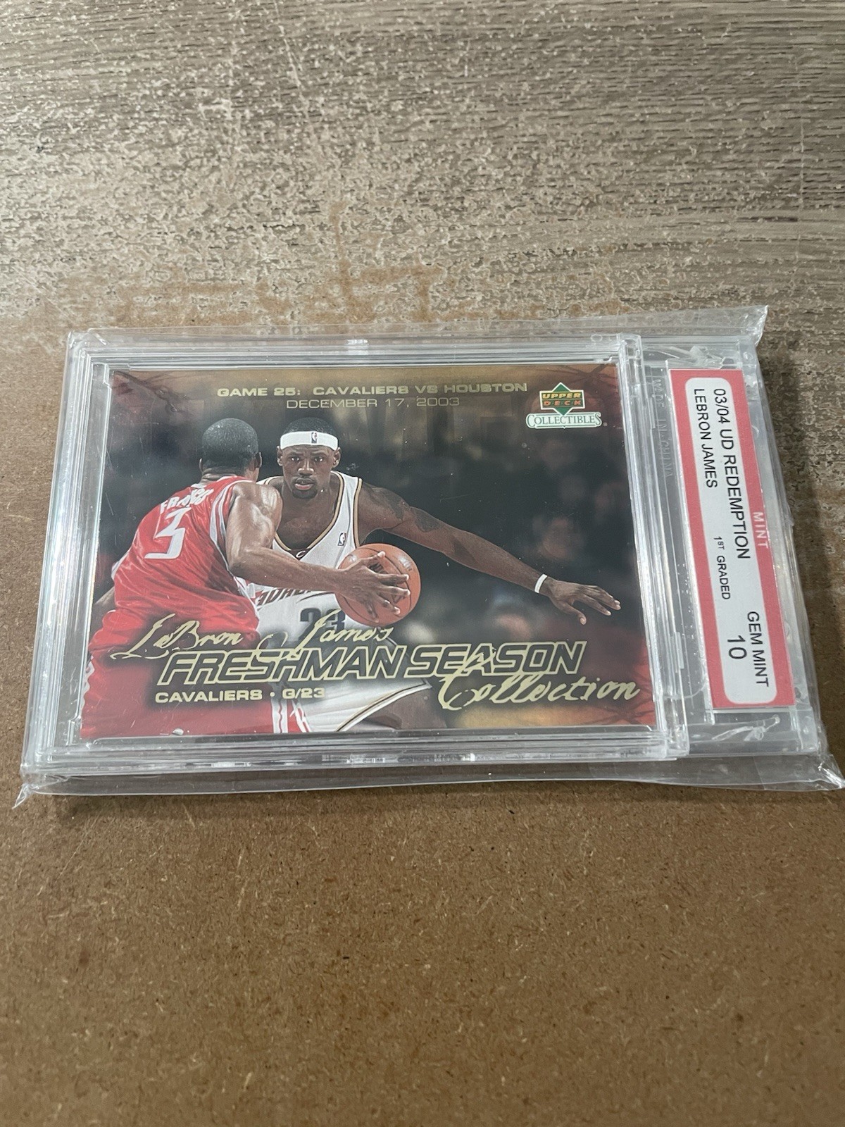 2003 Upper Deck Rookie LeBron James Freshman Season Collectibles GEM Mint 10 #26