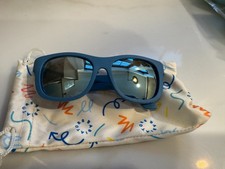 NEW Kids Polarized Sunglasses, Travel Case and Pouch - Blue 3-5 