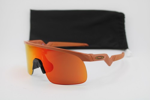 OAKLEY JUNIOR OJ9010-1823 RESISTOR ORANGE AUTHENTIC SUNGLASSES 137--