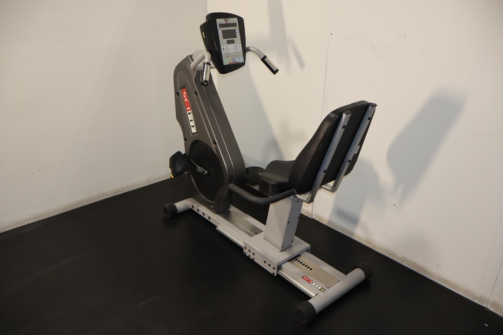 SCIFIT - ISO 1000R Commercial Therapy RECUMBENT BIKE  BUYER PAYS SHIPPING