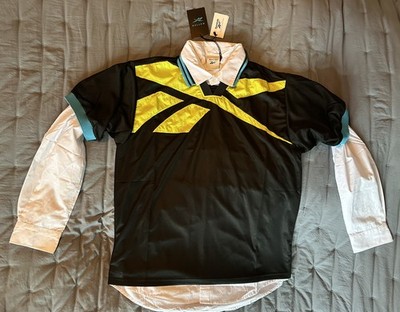 Designer Reebok LTD x Botter Vector Polo Shirt in Curacao Layering Look