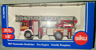 Siku Super Feuerwehr-Drehleiter Fire Engine 1:87 HO scale diecast