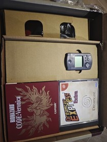 Dreamcast CODE VERONICA Limited Console (Sega Dreamcast, 2001)