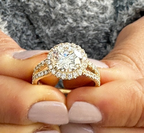 ROUND CUT MOISSANITE ENGAGEMENT RING HALO SPLIT SHANK 14K SOLID YELLOW GOLD 2.20 - Picture 11 of 12