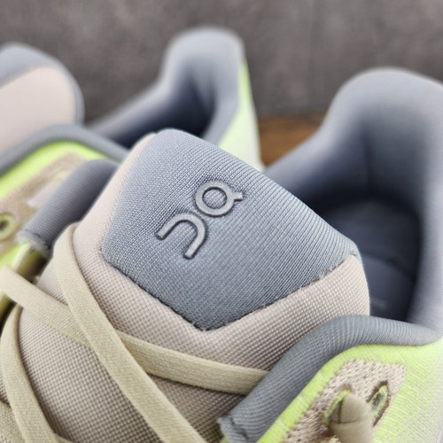 Zapatos para correr On Cloudtilt talla 11 para hombre lima marfil blanco amarillo gris - Imagen 7 de 12
