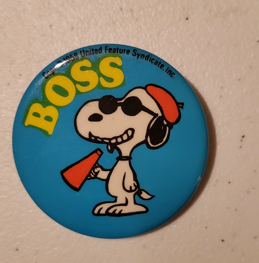 1958 United Feature Syndicate Inc SNOOPY PEANUTS BOSS 2¼