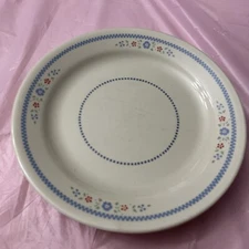 CORNING Corelle dinnerware NEEDLEPOINT pattern Set of 5 Salad Plates - 7-1/4"