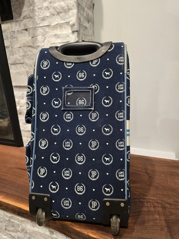 Victoria Secret ROSA Maleta de Traje Equipaje con Ruedas Bolso de Lona RARO Foto 4 de 4