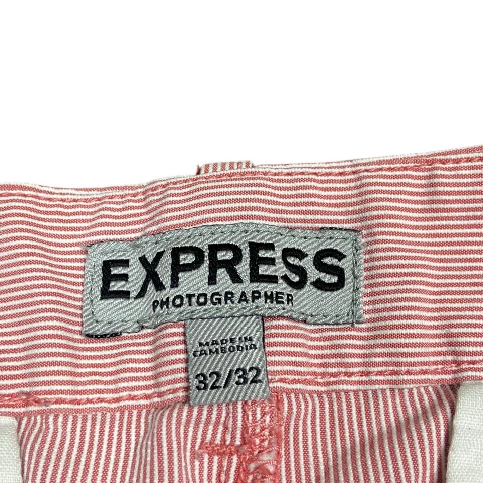 Express Red Pink White Cotton Seersucker Striped Chino 9” Inseam Shorts Size 32 - Image 3 of 4