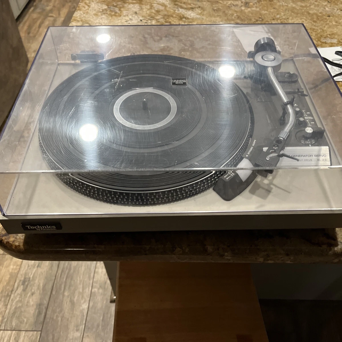 Vintage Technics SL-23 Belt Drive Semi-Auto Turntable Record