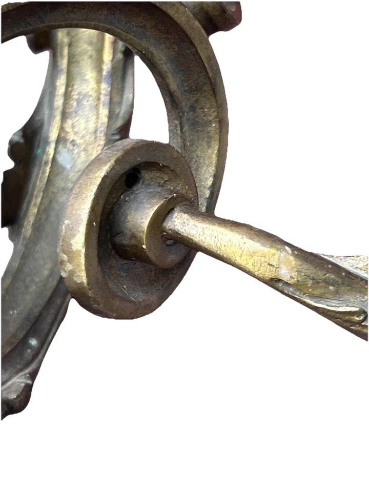 Бронзовое бра-канделябра в стиле рококо с 3 рычагами 10x18x12 дюймов СУЩЕСТВЕННОЕ УДЛИНЕНИЕ 12 дюймов - Изображение 3 из 4