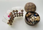 Vtg Wooden Spools many Silk, Vintage Plastic Case/Holder, & Tin - Very Good