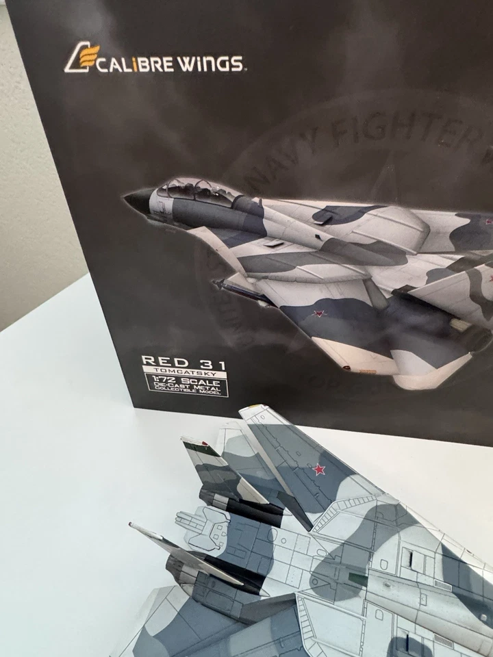 Calibre Wings 1:72 F-14A Tomcat USN VF-126 Bandits Red 31 / Tomcatsky Clean - Image 3 of 4