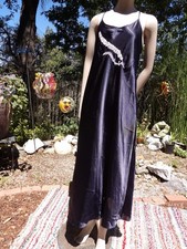 VTG JUDITH HART WOMEN'S LONG EMBROIDERED BLACK SATIN POLYESTER NIGHTGOWN 1X