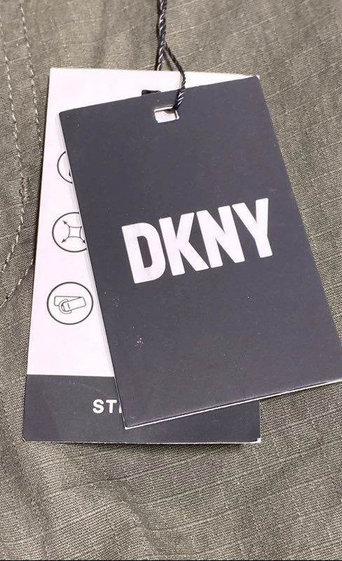 NWT DKNY All Day Active Ripstop Dark Olive Green Stretch Cargo Shorts Men's 30 - Image 4 of 4