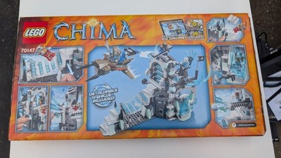 LEGO LEGENDS OF CHIMA: Sir Fangar's Ice Fortress (70147) for sale