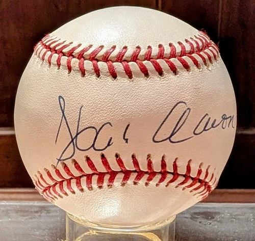 Hank Aaron Autographed Official NL Baseball PSA Authenticated Bold Signature