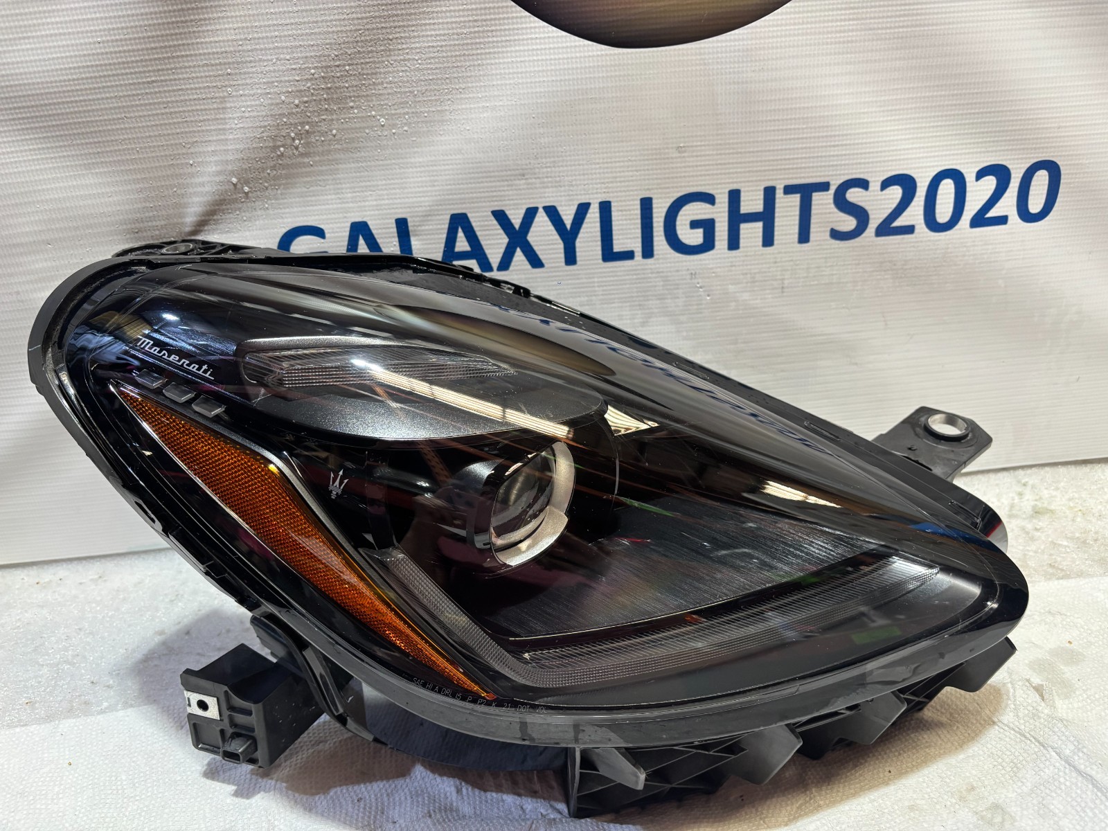 2023-2024 MASERATI GRECALE RIGHT PASSENGER SIDE HEADLIGHT LAMP LED OEM RJ-333