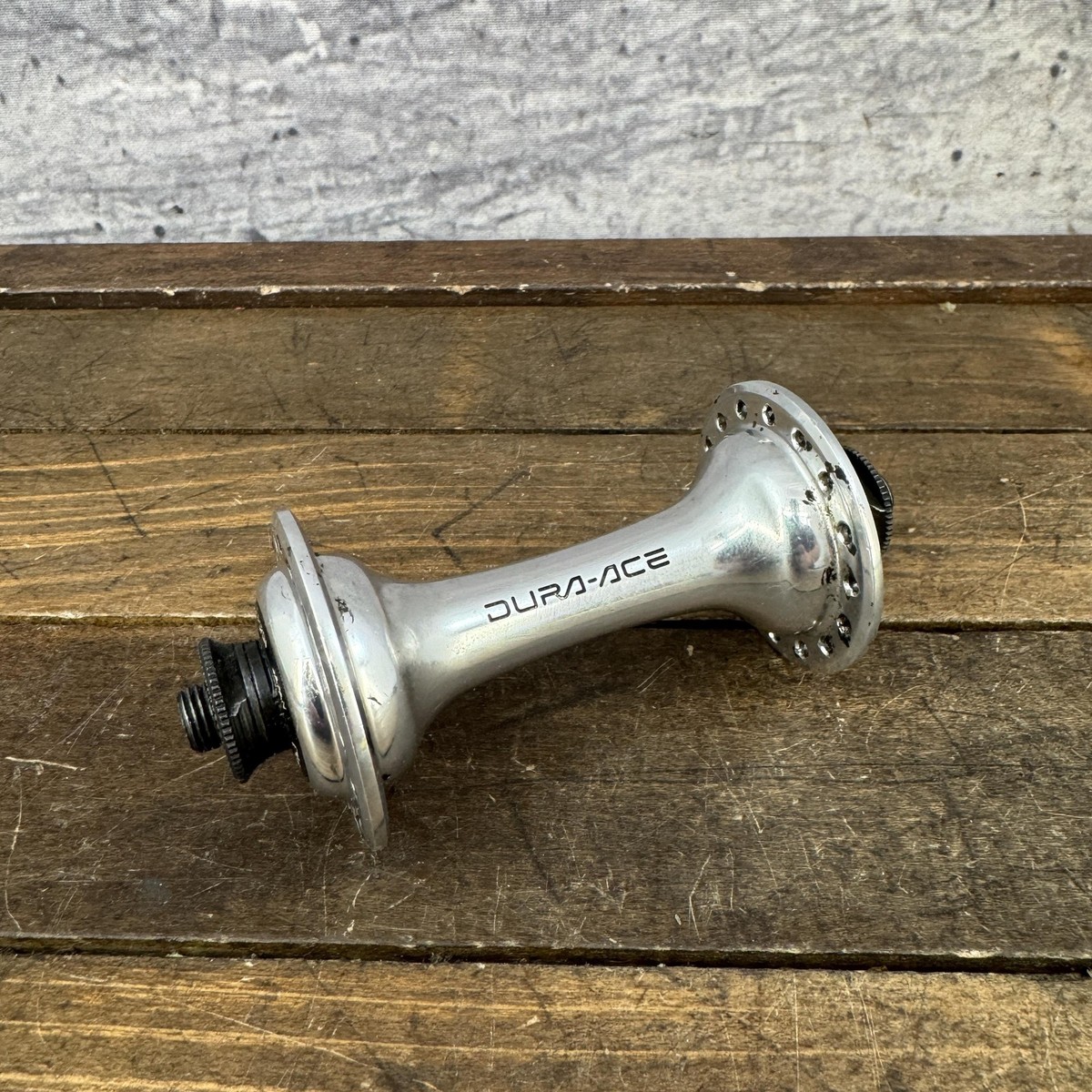 SHIMANO DURA-ACE アルミニウムハブ FH-7400 32H Vintage Shimano Dura-Ace Front Hub 32H QR 100mm 7400 Road Japan