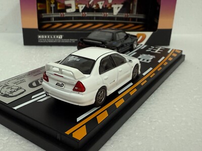 1:64 MODELER'S MD64218 Initial D Night Kids Skyline R32 Emperor
