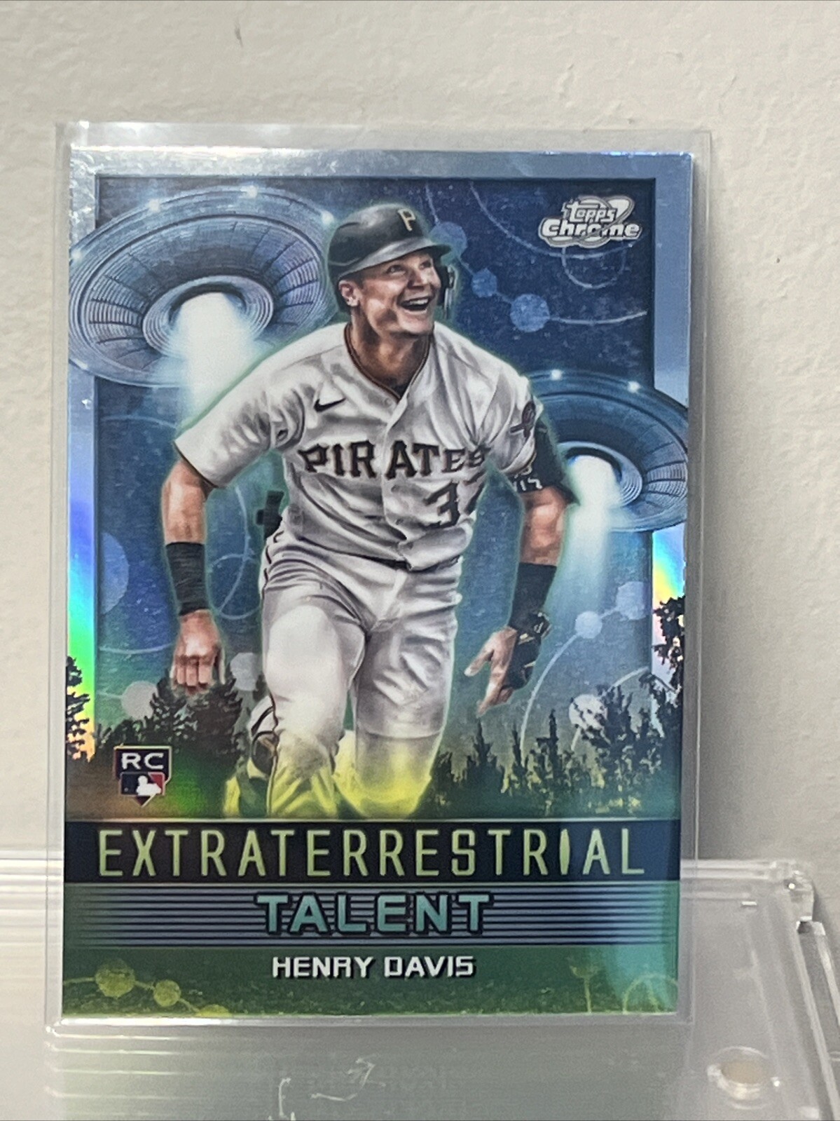 2024 Topps Chrome Cosmic #ET-6 Henry Davis Extraterrestrial Talent