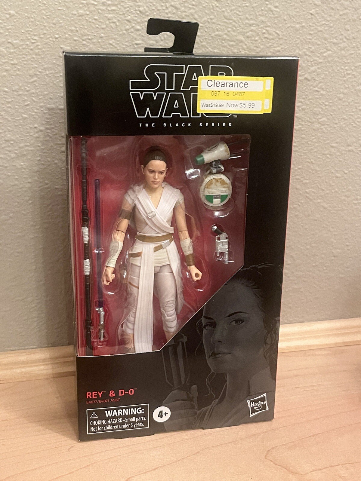 Star Wars Black Series Rey with D-O 6-Inch Action Figure Collectible
