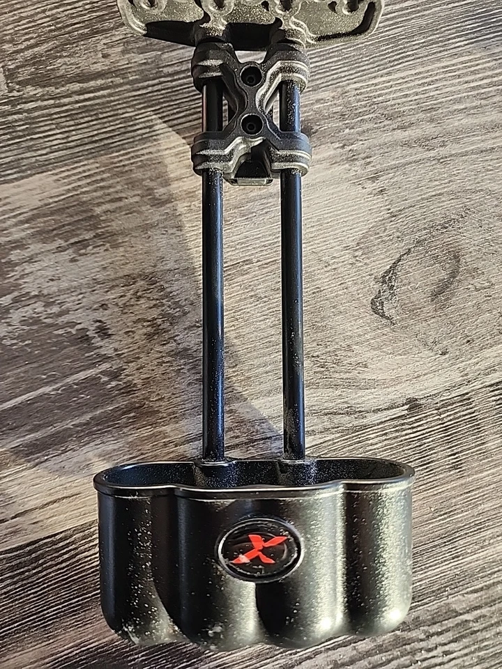 Carcaj Xforce 4 flechas negro usado limpio Foto 2 de 4