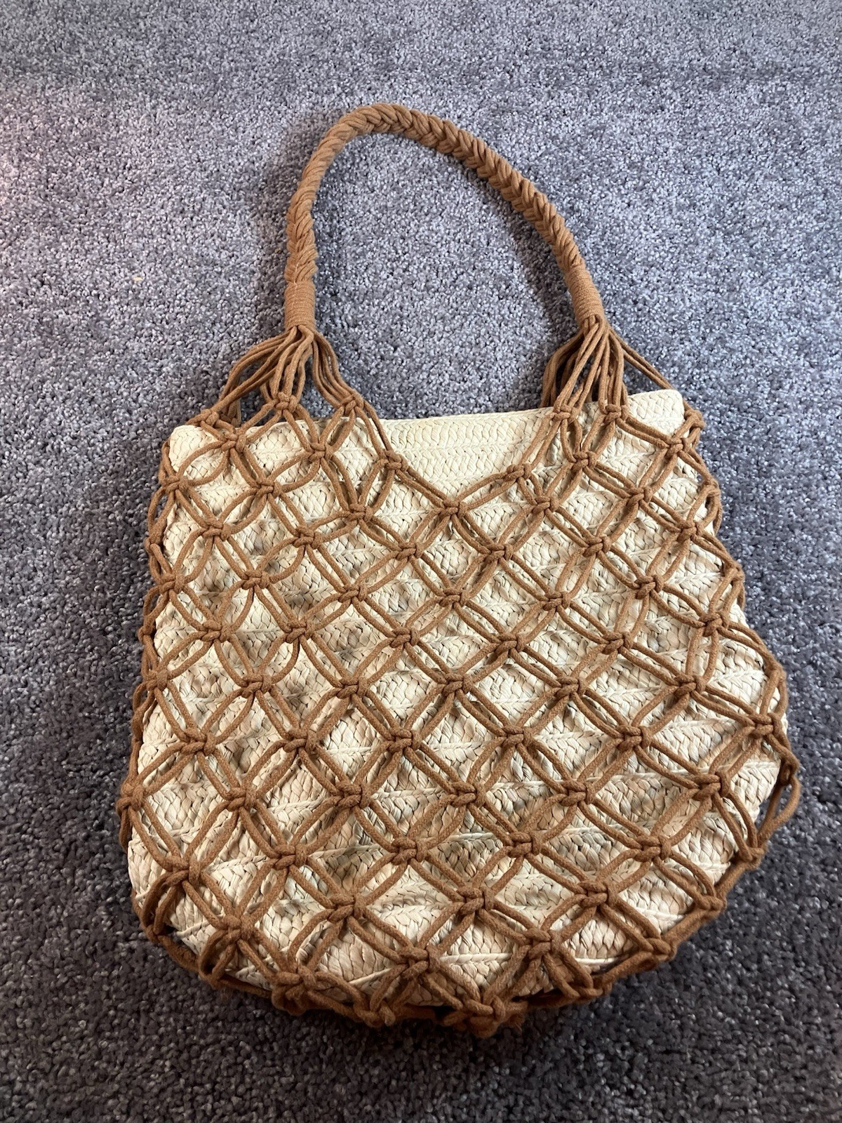 Universal Thread Straw Brown Webbed Macrame Bucke… - image 1