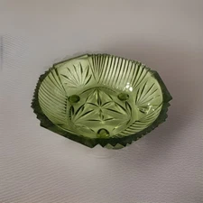 Green Etched Vintage Ashtray Cut Glass Emerald Trim-footed Candy Dish 6.25” wide