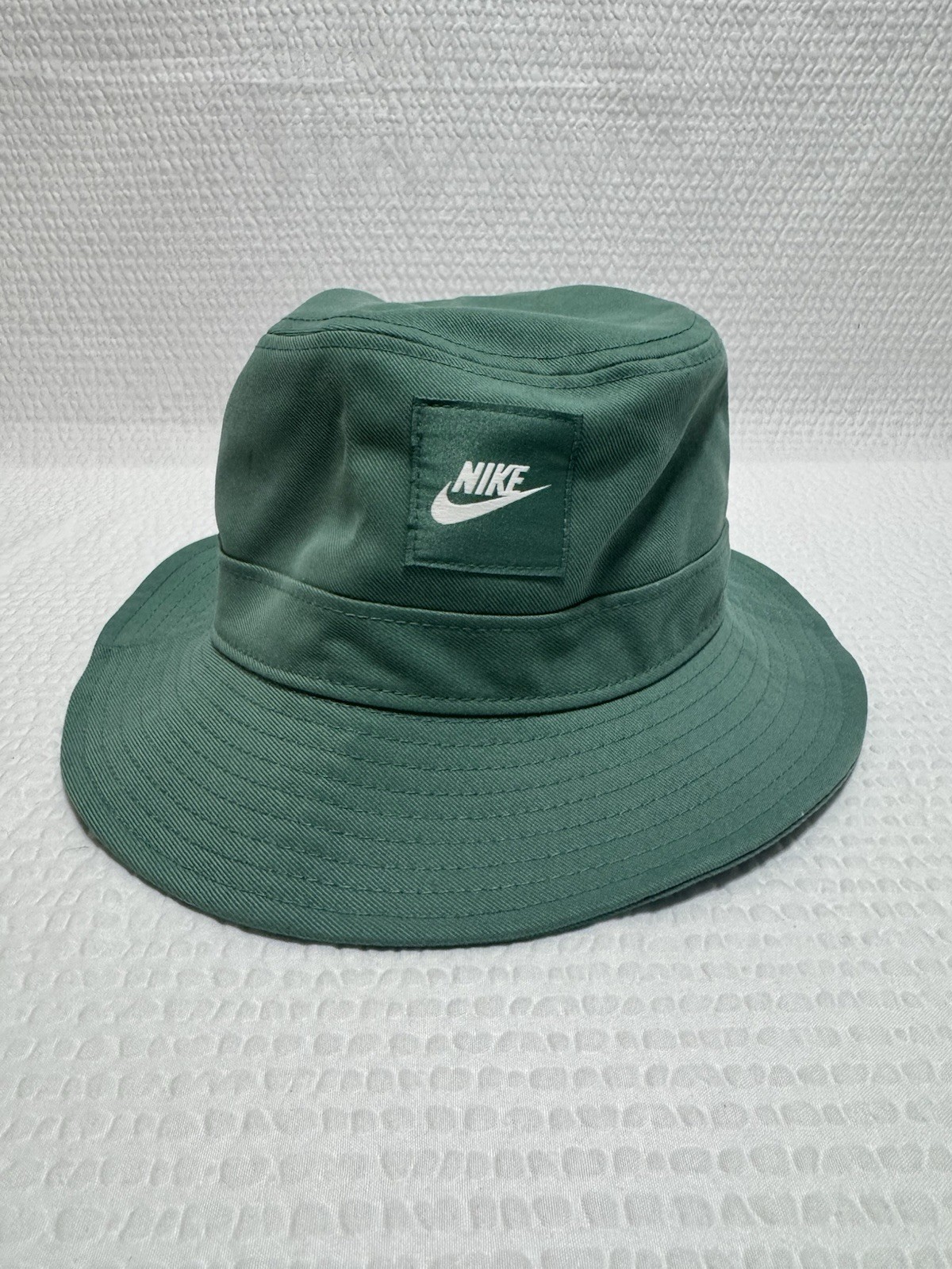 Nike Kids' Boys Girls Apex Futura Bucket Hat Cap Green image 2