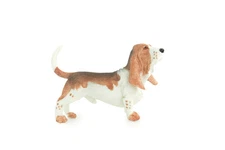 Basset Hound Dog Toy, Hand Painted Realistic Rubber Model 5.5 Inches CH884 BB201