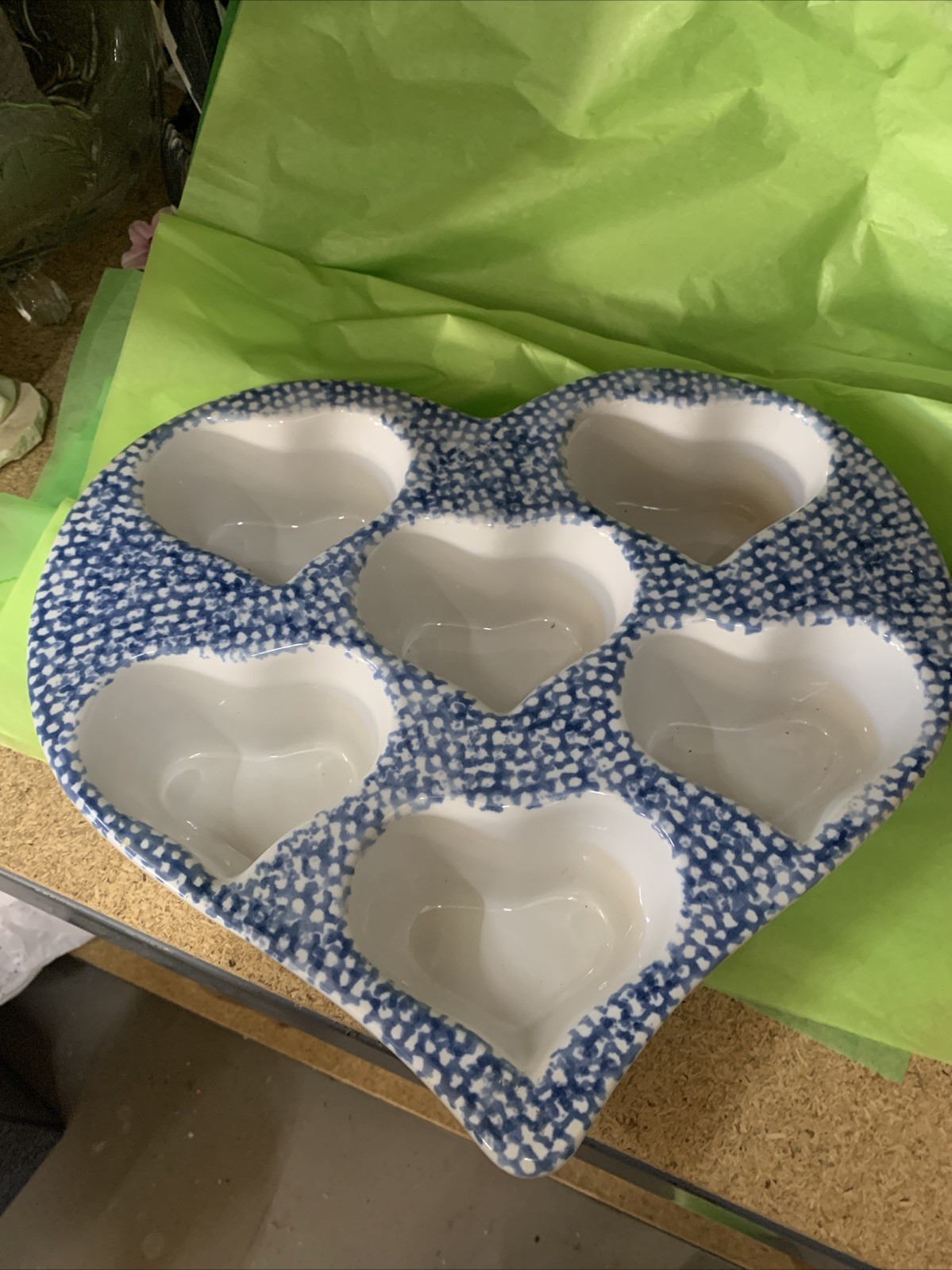 Stoneware Muffin Pan