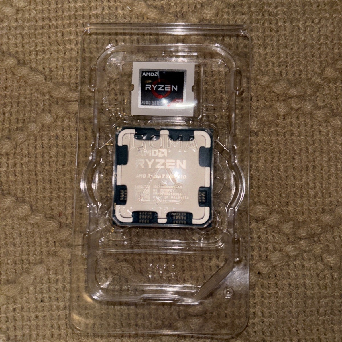 CPU AMD Ryzen 7800X3D AM5 AMD Ryzen 7 7800X3D 4.20GHz 8 Core 100-000000910 16 Thread AM5