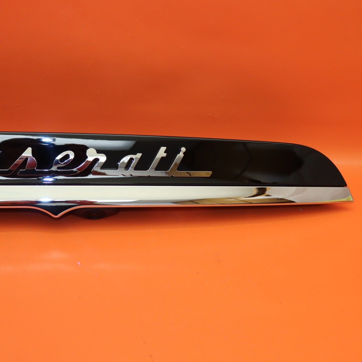 MASERATI GHIBLI TRUNK LID MOLDING TRIM 2014 2015 2016 2017 670017261 OEM