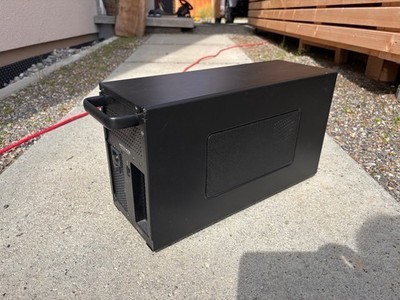 Akitio Node externe GPU Grafikkarte mit Bequit Netzteil SFX L 600Watt