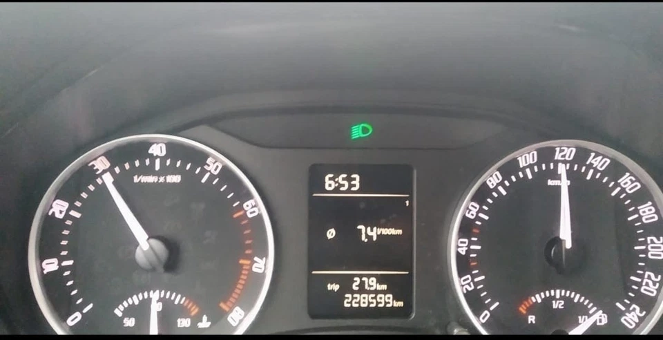 02T311158AT. 02T311361AB 5. Gang Zahnrad 35/52 VW Golf 6 Audi A3 8P 1.2 TSI MHV - Image 2 of 3