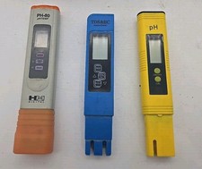 Lot of 3 ph/temp meters digital Used READ DES...