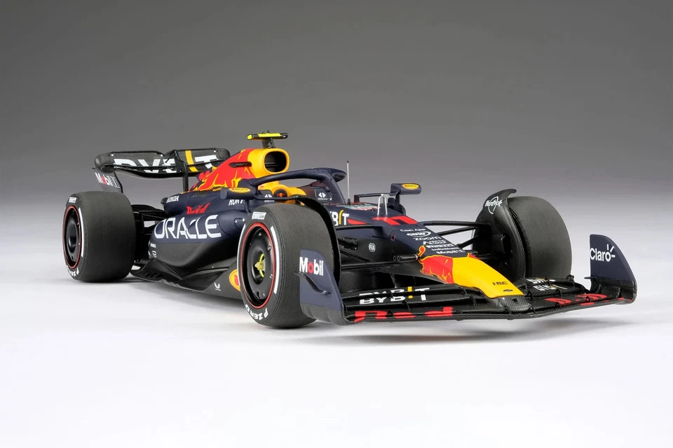 New Amalgam Red Bull RB19 Perez Oracle 2023 1:18 Model Car Purple M6271 KidBX - Image 4 of 4