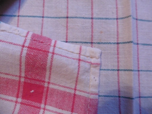 LINGE ANCIEN/ 3 TORCHONS METIS A CARREAUX ECRU ROUGE VERT 62X50 CM OURLETS MAIN - Photo 4/4