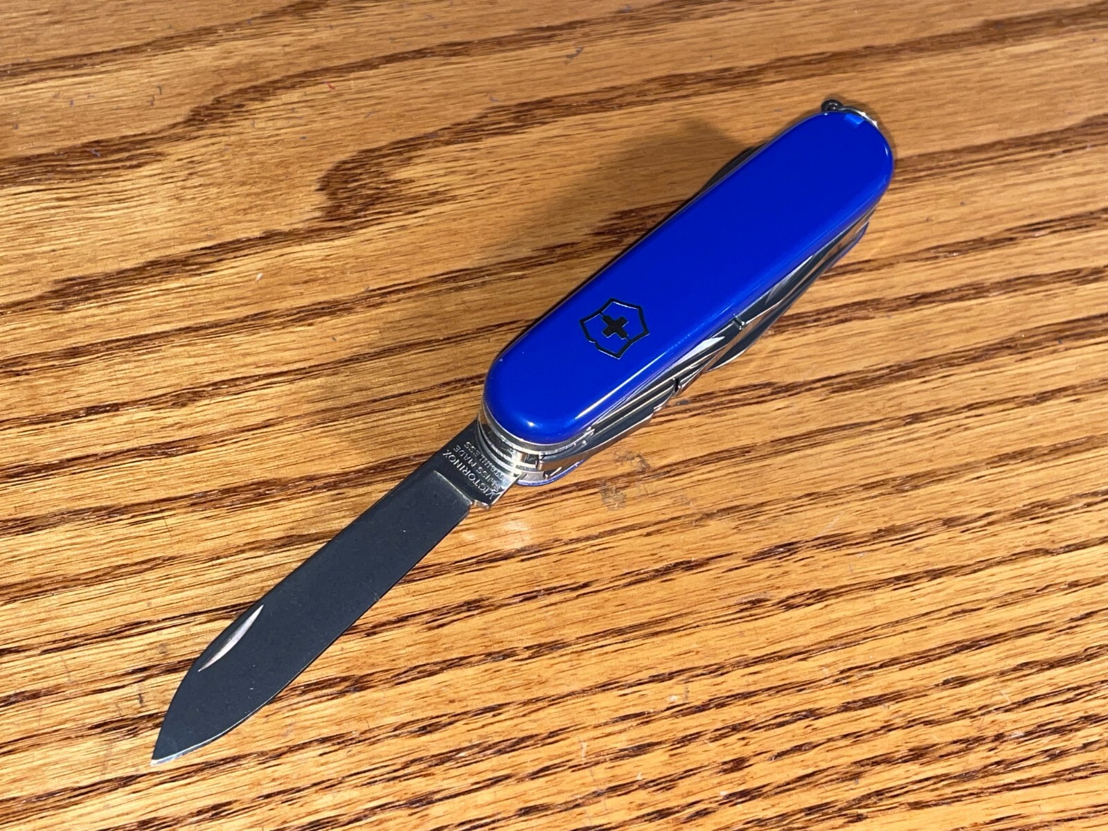 New Victorinox Swiss Army 91mm Knife ANGLER PLUS in Cobalt Blue eBay