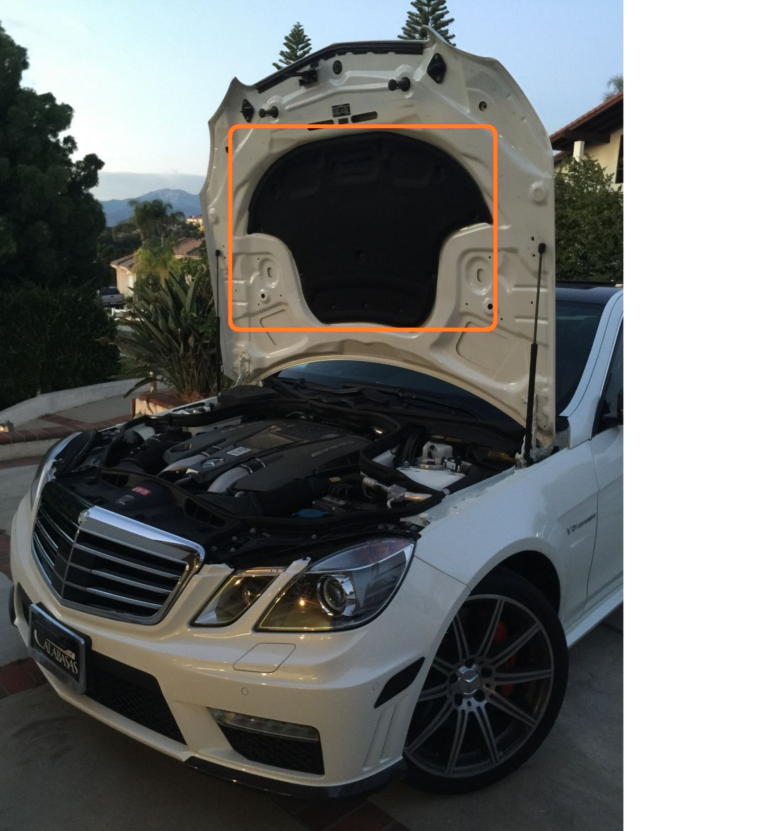 Mercedes-Benz E-Class W212 Engine Hood Sound Insulation