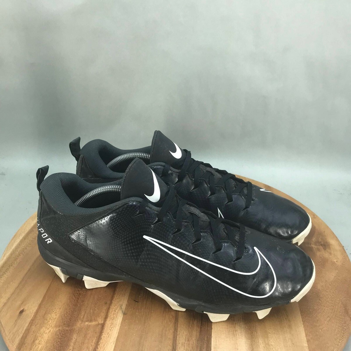 NIKE 26.5　VAPOR UNTOUCHABLE SHARK 3　スパイク Nike Vapor Untouchable Shark 3 Men's Football Cleats- Style