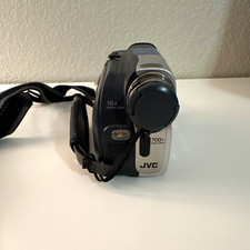 JVC GR-DVL MiniDV Handheld Camcorder 16x/700x Zoom 2.5in LCD USB Silver